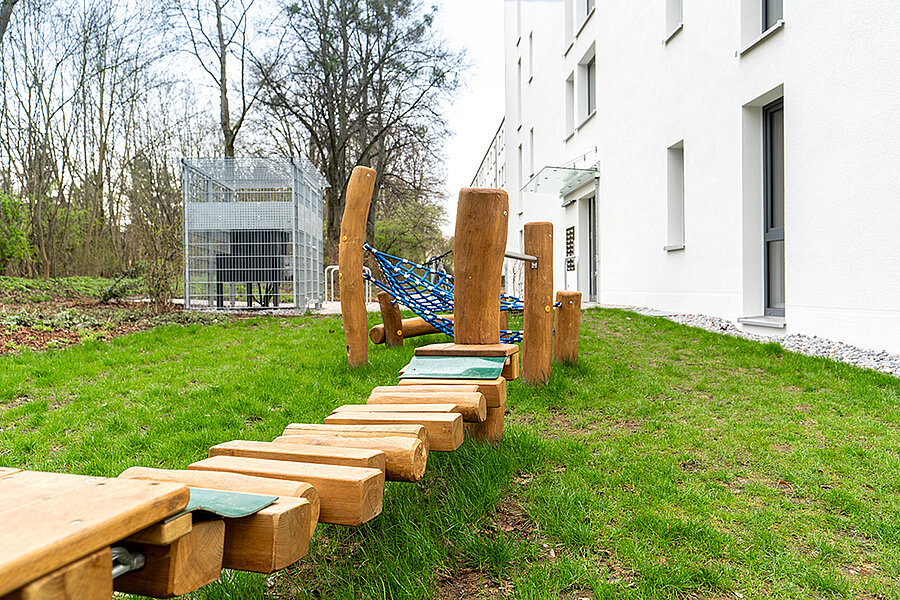 Spielplatz im Außenbereich Teil 1